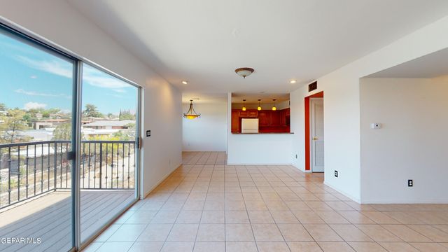6256 ESCONDIDO Drive, El Paso, TX 79912