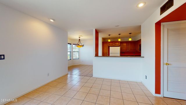 6256 ESCONDIDO Drive, El Paso, TX 79912