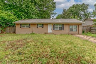 1704 Rosemond Avenue, Jonesboro, AR 72401