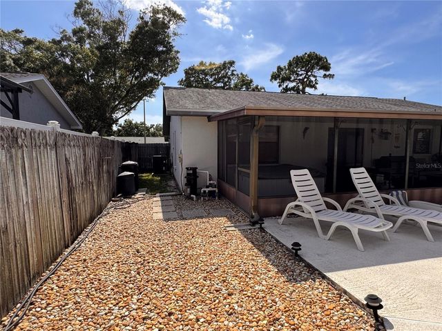 9289 92ND WAY, Seminole, FL 33777