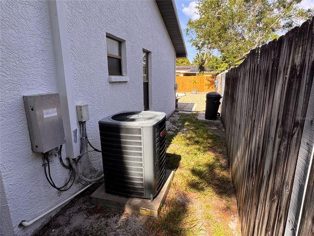 9289 92ND WAY, Seminole, FL 33777