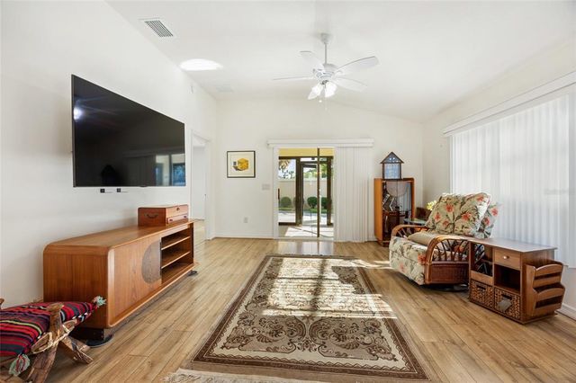 431 JARQUIN WAY, The Villages, FL 32162