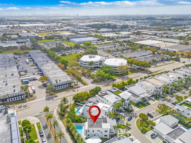 8221 NW 34th Dr, Doral, FL 33122
