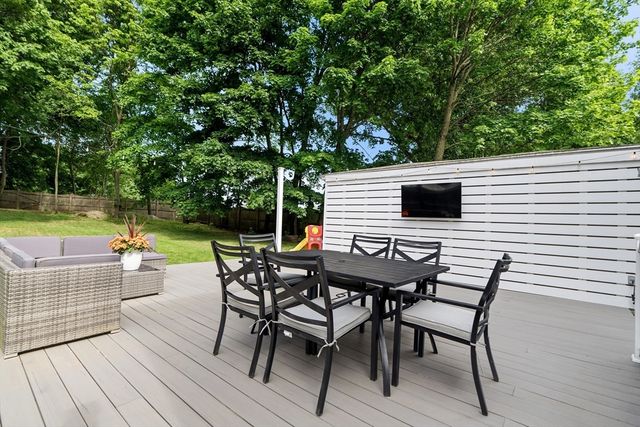 12 Brackett Ave, Stoneham, MA 02180