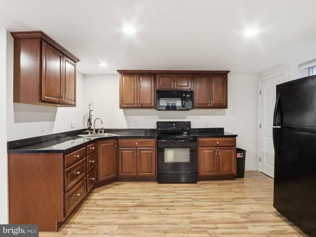 Image 21 of property listing at 380 SHEFFIELD RD, Severna Park, MD 21146