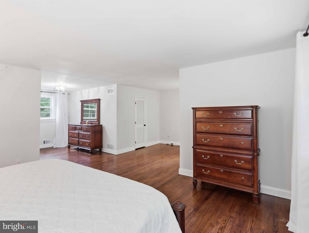 Image 30 of property listing at 380 SHEFFIELD RD, Severna Park, MD 21146