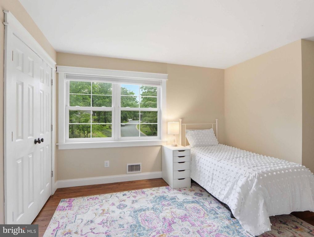 Image 36 of property listing at 380 SHEFFIELD RD, Severna Park, MD 21146