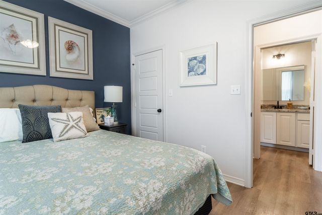 1668 Alamo Crossing Rd, Tyler, TX 75701