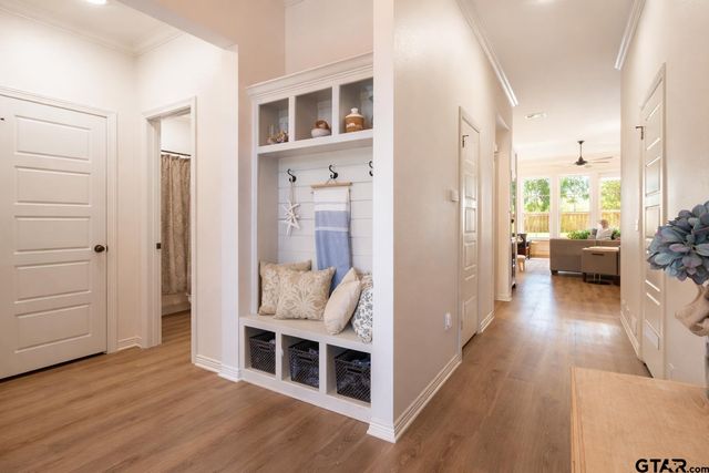 1668 Alamo Crossing Rd, Tyler, TX 75701