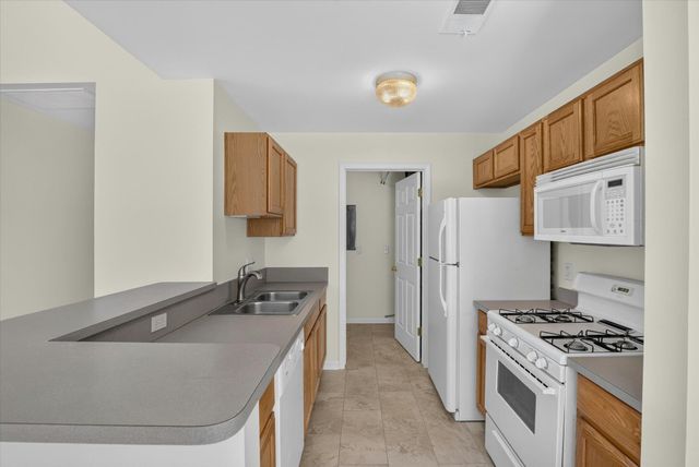 1089 Addington Lane, Pittsfield Charter Twp, MI 48108