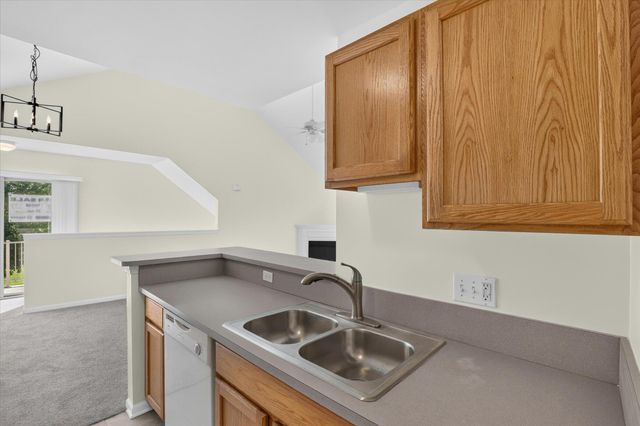 1089 Addington Lane, Pittsfield Charter Twp, MI 48108