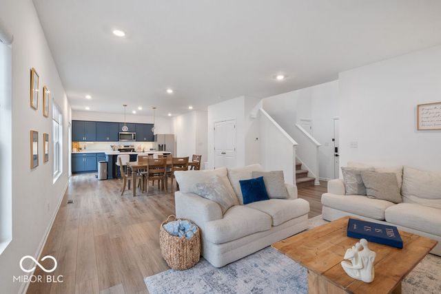 17956 Hawaii Court, Westfield, IN 46074