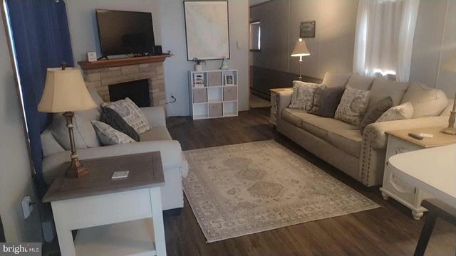 212 NEW JERSEY AVE, Fortescue, NJ 08321