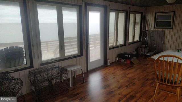 212 NEW JERSEY AVE, Fortescue, NJ 08321