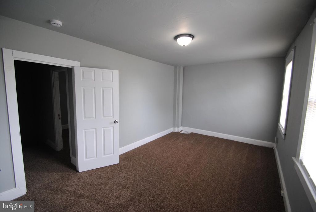 205 JONES AVE, Burlington, NJ 08016