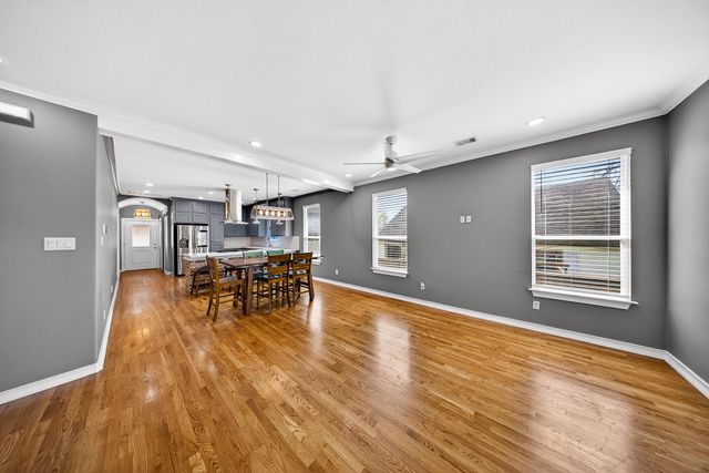 7214 Hershe Street, Houston, TX 77020