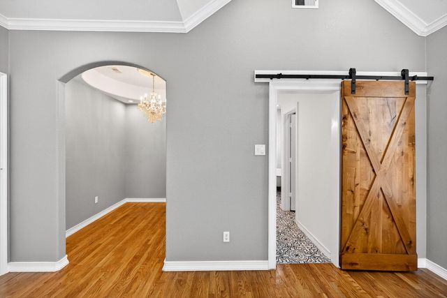 7214 Hershe Street, Houston, TX 77020