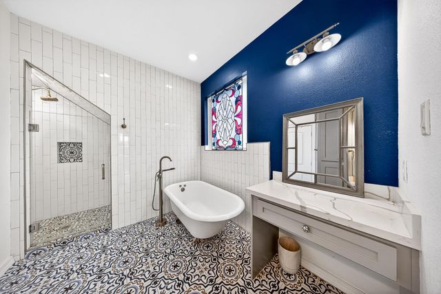 7214 Hershe Street, Houston, TX 77020