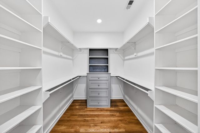 7214 Hershe Street, Houston, TX 77020