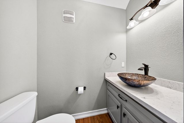 7214 Hershe Street, Houston, TX 77020