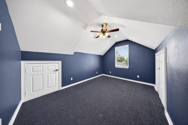 7214 Hershe Street, Houston, TX 77020