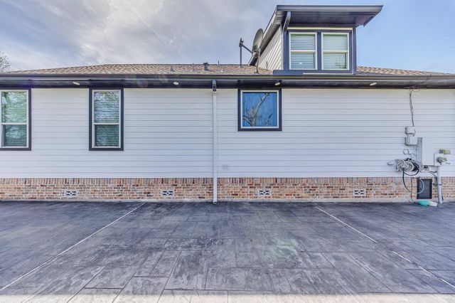 7214 Hershe Street, Houston, TX 77020