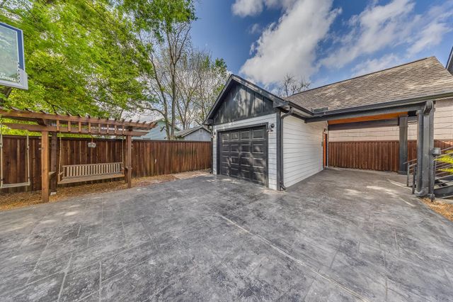 7214 Hershe Street, Houston, TX 77020