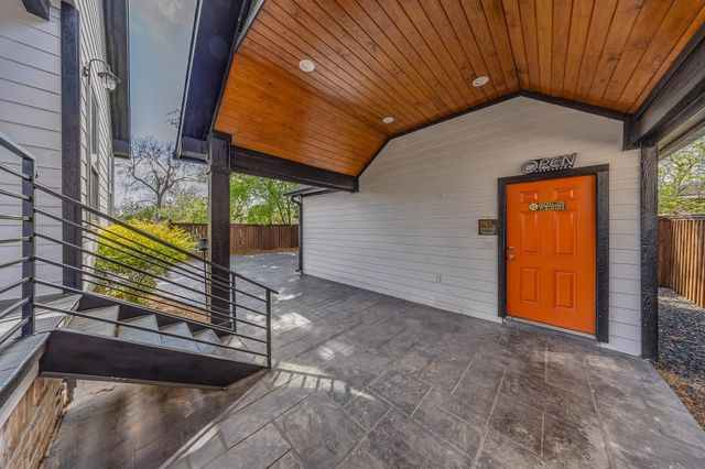 7214 Hershe Street, Houston, TX 77020