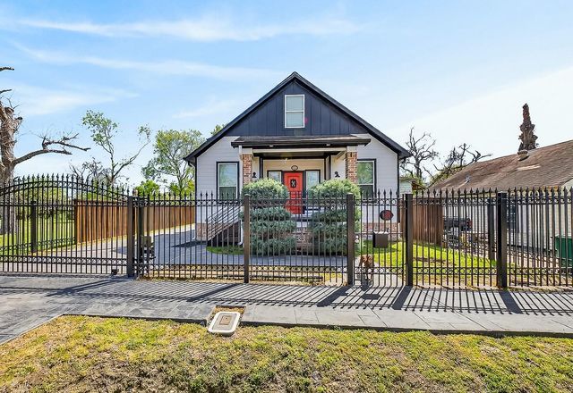 7214 Hershe Street, Houston, TX 77020