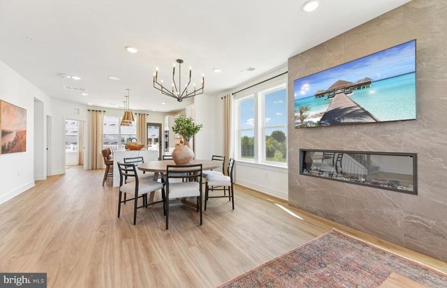 19814 LAVENDER DUST SQ, Ashburn, VA 20147