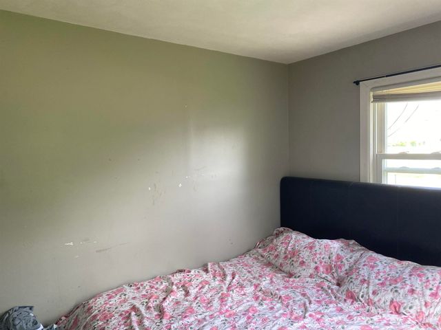 6913 E Jackson Street, Muncie, IN 47303