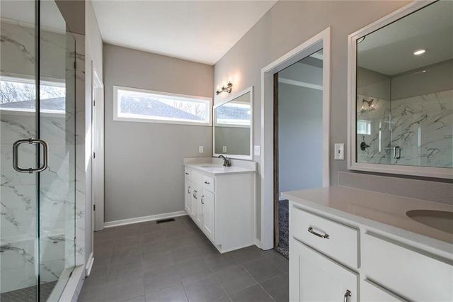 13630 Clover Court, Kearney, MO 64060