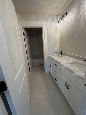 13630 Clover Court, Kearney, MO 64060