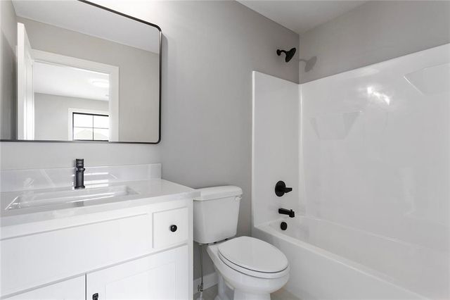 13630 Clover Court, Kearney, MO 64060