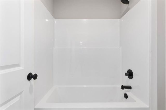13630 Clover Court, Kearney, MO 64060