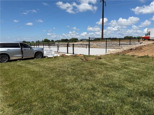 13630 Clover Court, Kearney, MO 64060