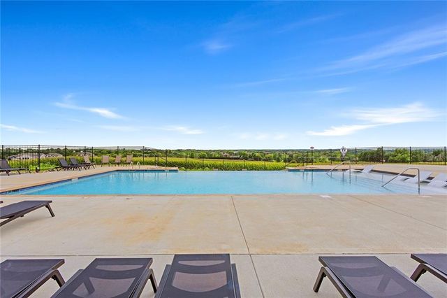 13630 Clover Court, Kearney, MO 64060
