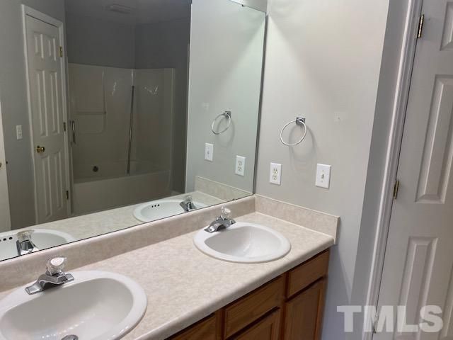 2813 Isabella Drive, Raleigh, NC 27603