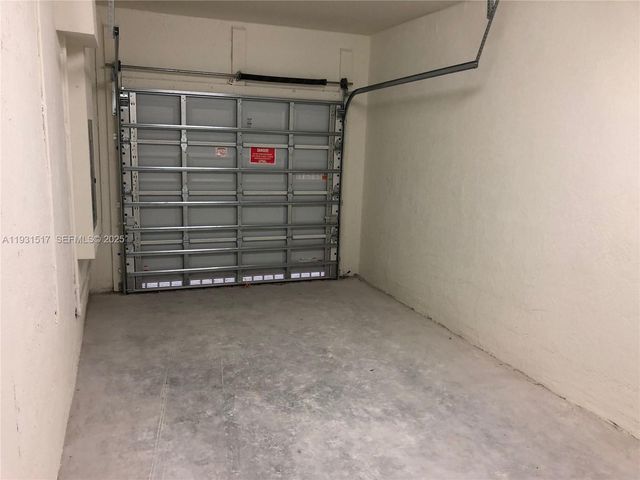 105 SE 33rd Ter 105, Homestead, FL 33033