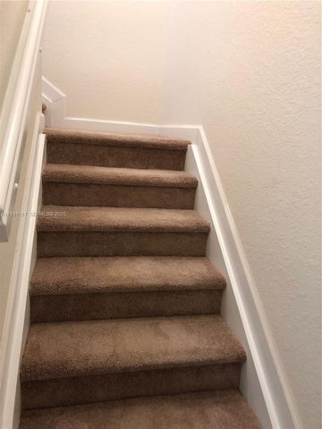 105 SE 33rd Ter 105, Homestead, FL 33033