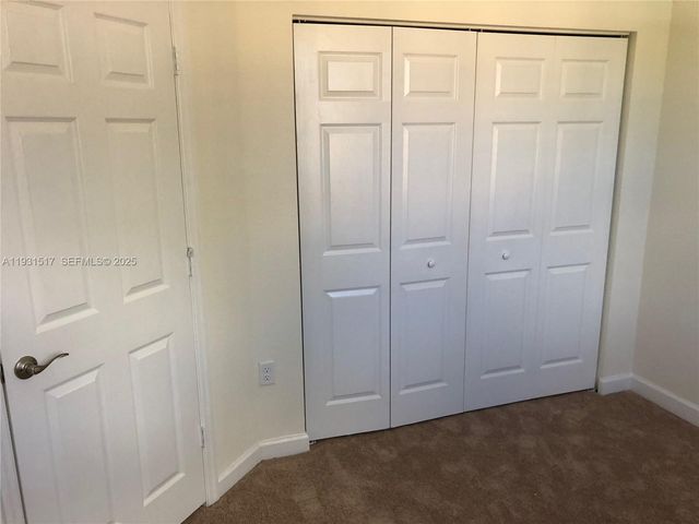 105 SE 33rd Ter 105, Homestead, FL 33033