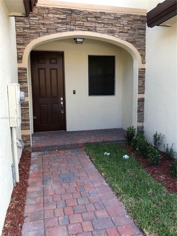 105 SE 33rd Ter 105, Homestead, FL 33033