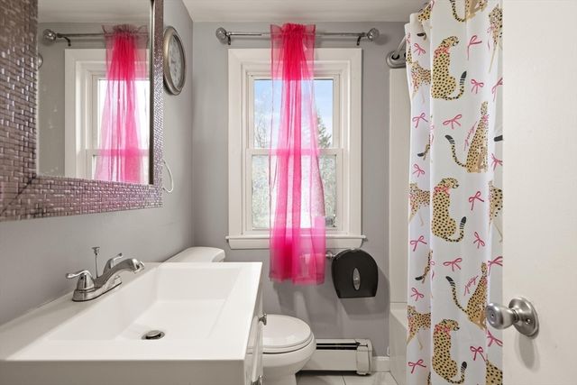 134 Oak St, Brockton, MA 02301