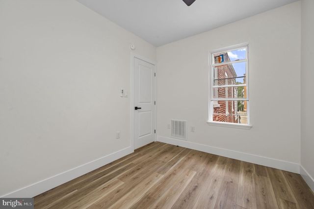 427 CHESTNUT ST, West Reading, PA 19611