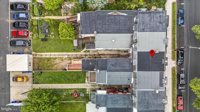 427 CHESTNUT ST, West Reading, PA 19611