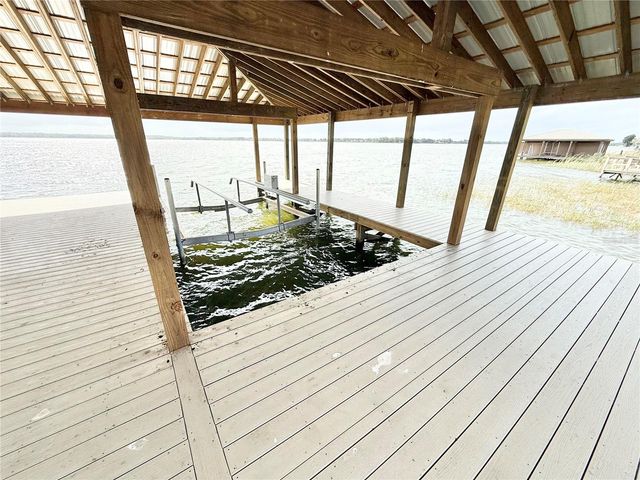 3155 LAKESHORE DRIVE, Mount Dora, FL 32757
