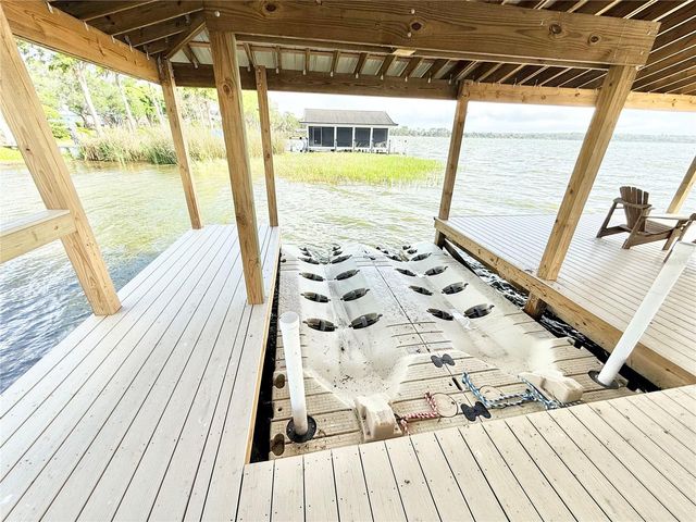 3155 LAKESHORE DRIVE, Mount Dora, FL 32757