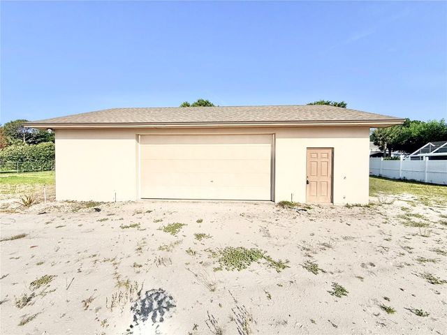 3155 LAKESHORE DRIVE, Mount Dora, FL 32757
