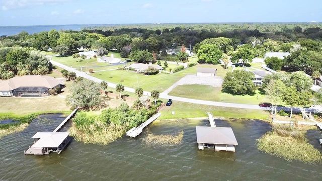 3155 LAKESHORE DRIVE, Mount Dora, FL 32757