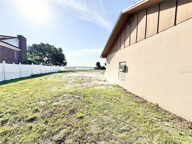 3155 LAKESHORE DRIVE, Mount Dora, FL 32757